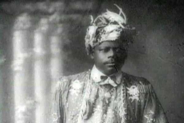 Na capital gaúcha viveu um príncipe negro... o_principe_negro_e_cerimonia_religiosa_que_protege_porto_alegre_foto_divulgacao_rbs_tv