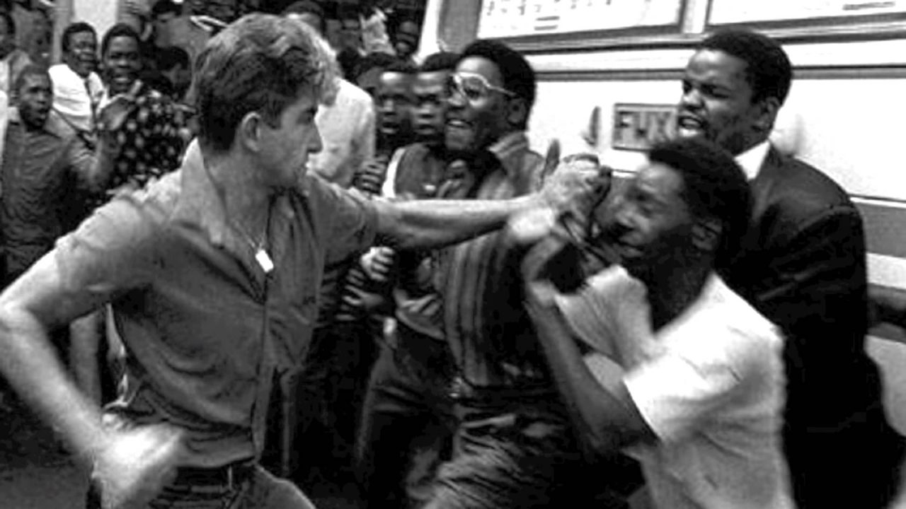 Racistas sul-africanos