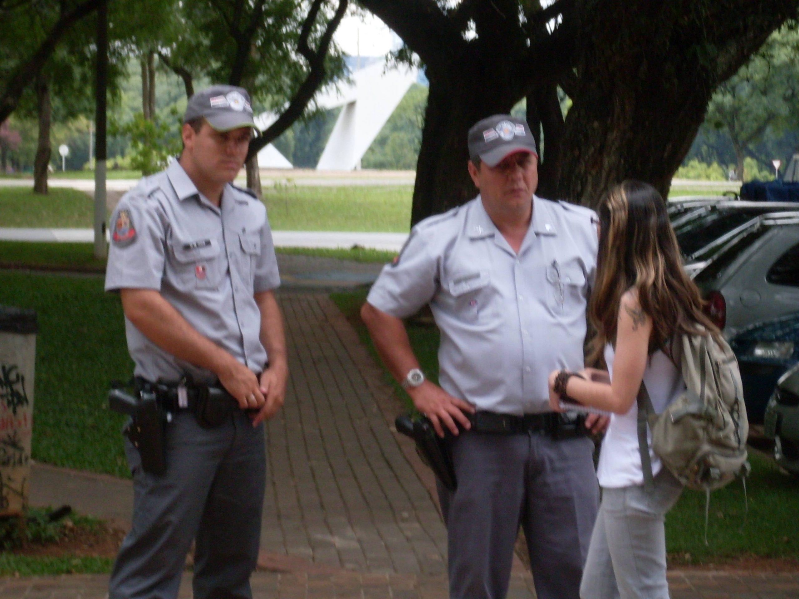 policial racista na usp