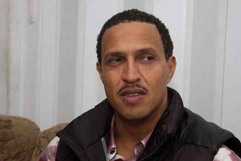 Mano-Brown-7