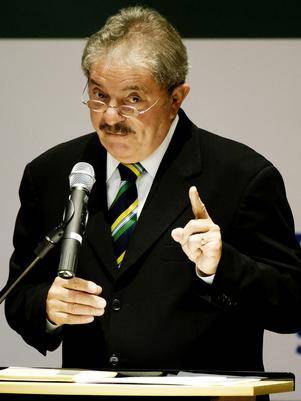 Lula disse que "não abaixou a cabeça" para os Estados Unidos, logo que assumiu a Presidência da República Foto: Bruno Santos / Terra lula - pobre2