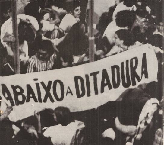 ditadura85223