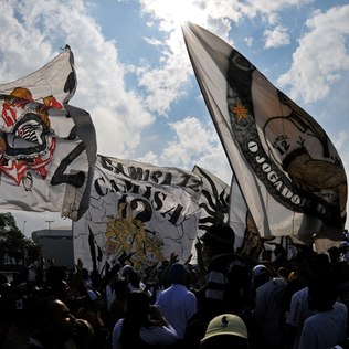 Helio Suenaga/Gazeta Press Torcida do Corinthians: homofobia?