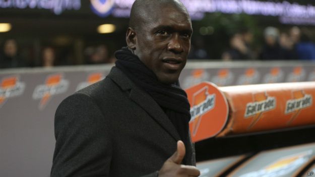 Seedorf foi técnico do Milan por cinco meses, mas acabou dispensado
