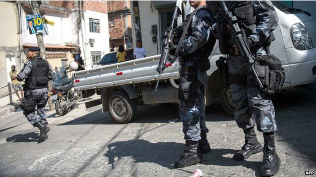141215083118_rio_protest_brazil_police_624x351_afp_nocredit