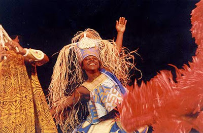 A companhia representa de maneira única os elementos que contribuem para formação da identidade cultural brasileira. (Foto – Marisa / site institucional Balé Folclórico da Bahia)
