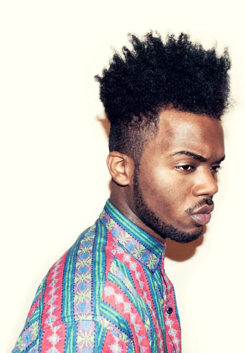 mequetrefismos-black-undercut-corte-afro-masculino-1