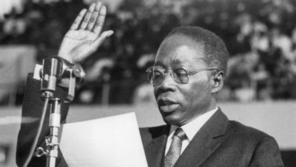 LÉOPOLD SÉDAR SENGHOR, FILÓSOFO E PRESIDENTE DO SENEGAl (Foto: © Rue des Archives/AGIP)