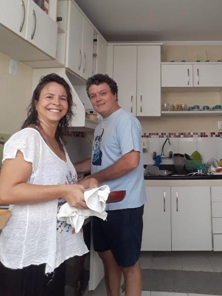 A produtora cultural Brenda Medeiros e seu marido, o servidor público Fred Wiering